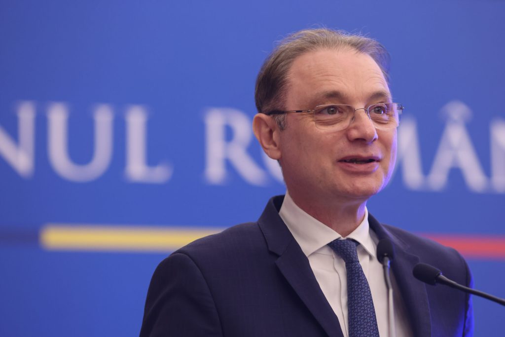 Premierul Luca Niculescu stabilește prioritățile Guvernului privind programul SAFE și politica fiscală