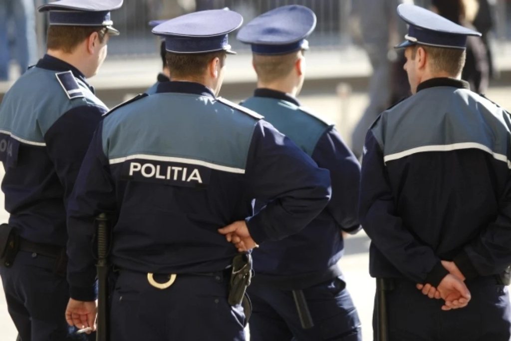 Opt polițiști condamnați pentru că au bătut și torturat doi tineri în Capitală în timpul pandemiei de COVID-19. Patru vor executa pedepse cu închisoarea