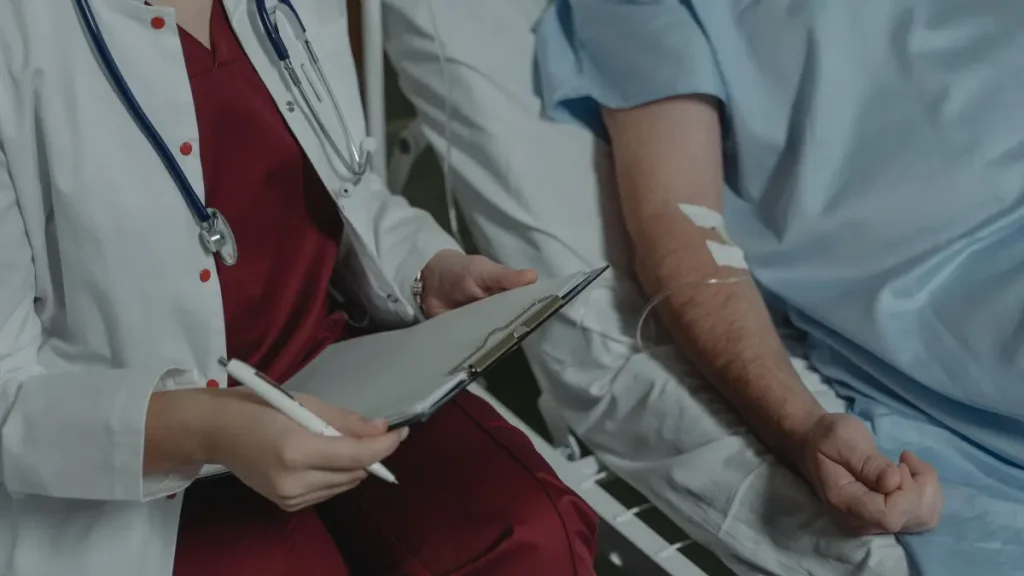 Prof. univ. dr. Cătălina Poiană (CMR), întâlnire cu Alexandru Rogobete, ministrul Sănătății: Plata gărzilor efectuate de medici, printre temele de discuție