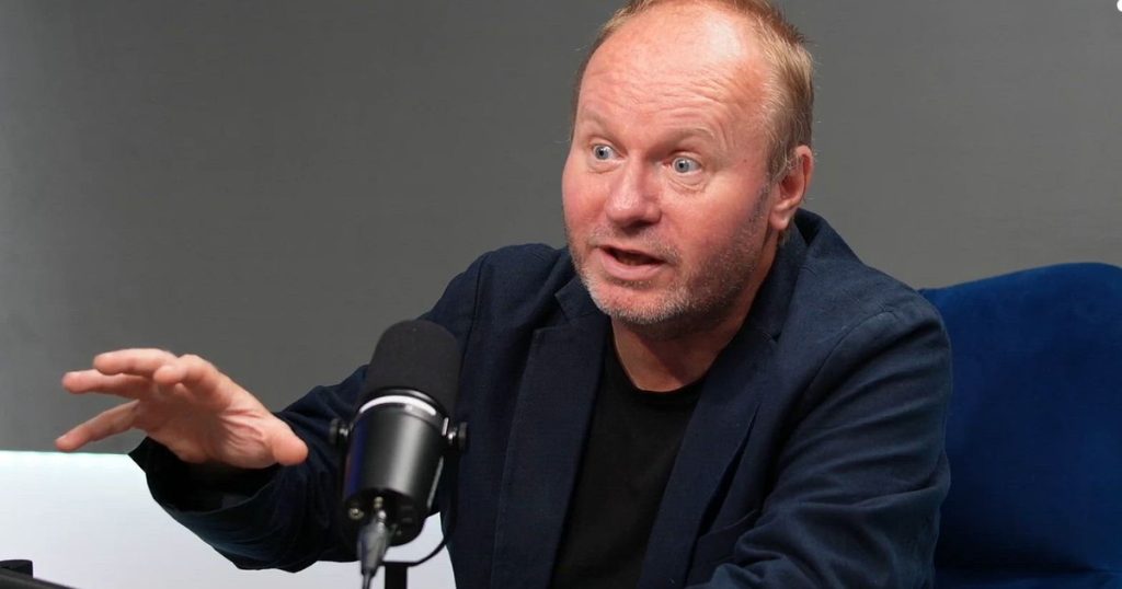 Salariații pierd bani din cauza formulei greșite de calcul a tichetelor. Economistul Cristian Păun: „Ar trebui majorate sau scutite de contribuția la sănătate”