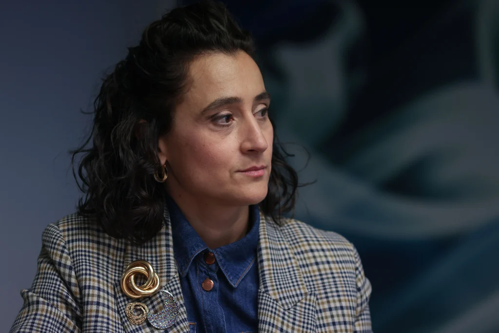 Ministrul Culturii face demersuri pentru feminizarea funcției: „Sunt atât de puține femei în politică încât e necesar să fie clar că sunt femei”