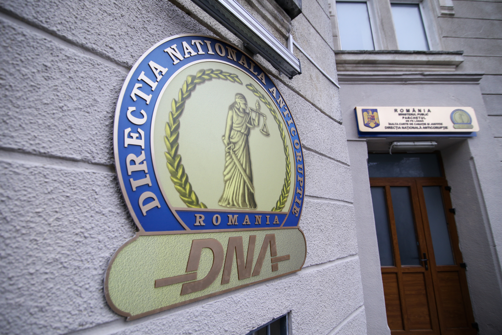 Primar PSD, reținut de DNA. Mită cu repetiție, prins în flagrant