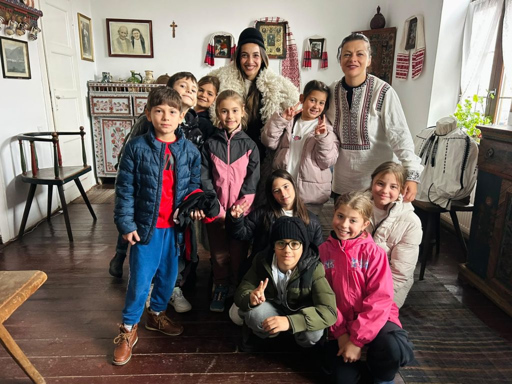 1000 de aventuri pe potecile județului Sibiu. „Anii Drumeției” continuă seria activităților educaționale în mijlocul naturii