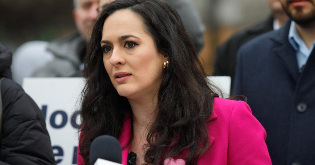Lidera deputaților USR: PSD şi AUR şi-au dat mâna pe la spate, pentru ca ministrul Nazare să nu spună românilor adevărul în Parlament