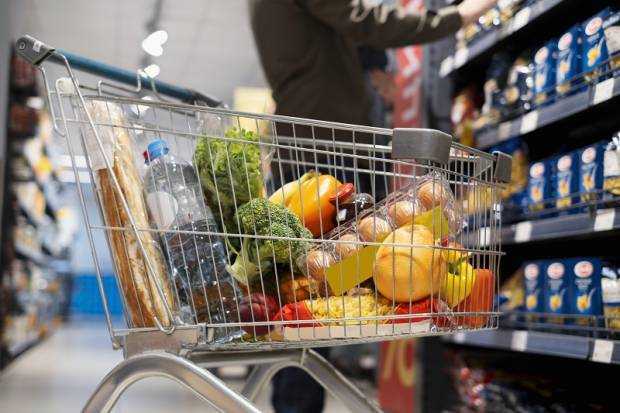 Vin noi valuri de scumpiri! Banca Mondială anunță creșteri de 18% la alimente până în 2027