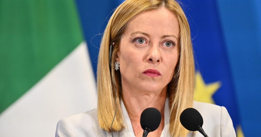 Meloni crește taxele pentru bănci, jocuri de noroc și companii energetice pentru a susține bugetul Italiei, cu un deficit peste 3%
