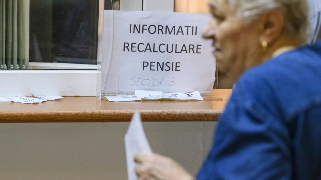 În timp ce pensionarii sărăcesc, Casa Națională de Pensii Publice încearcă să blocheze în instanță acțiunea FACIAS pentru indexarea pensiilor