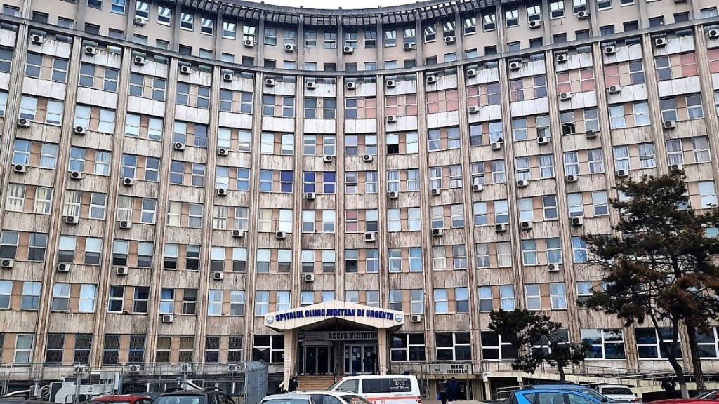 Dispută între DSU și Spitalul Județean Constanța privind intervențiile cu elicopterele Black Hawk pe Marea Neagră. Conducerea spitalului acuză lipsa personalului și a cadrului legal