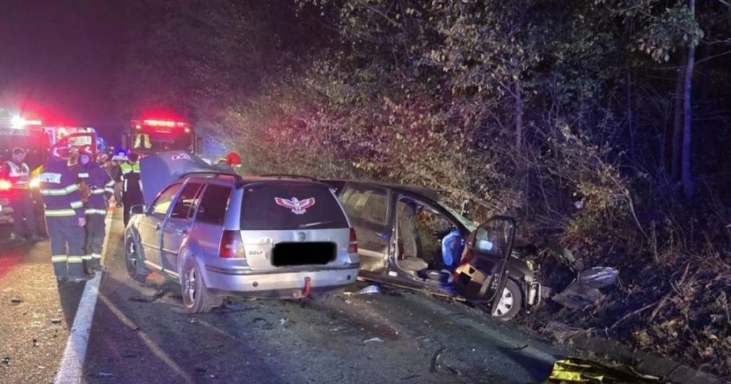 Accident grav pe Valea Oltului: Două femei au murit după ce o mașină s-a izbit de un TIR și a fost proiectată într-un alt autoturism