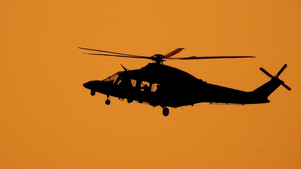 Un elicopter cu șase persoane la bord s-a prăbușit după ce a dispărut în Himalaya. A fost inițiată o misiune de căutare aeriană
