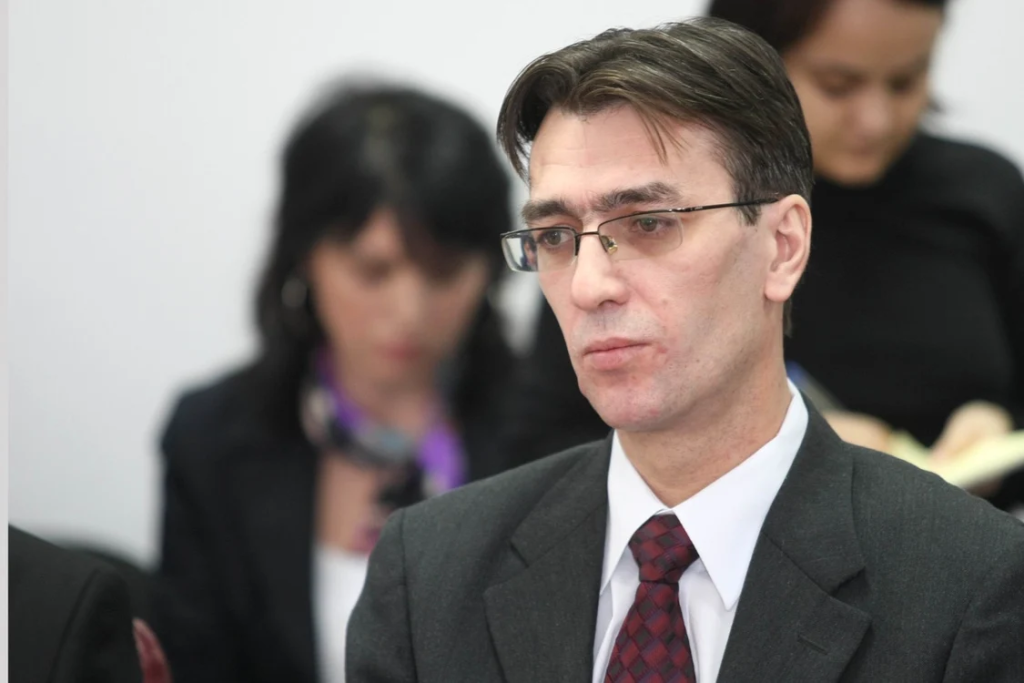 Avocatul Toni Neacșu desființează decizia CAB de a-l menține pe Călin Georgescu în arest preventiv: ”E ridicol din punct de vedere juridic. Nu văd o logică sau o rațiune juridică în toată desfășurarea aceasta de decizii ale instanțelor”