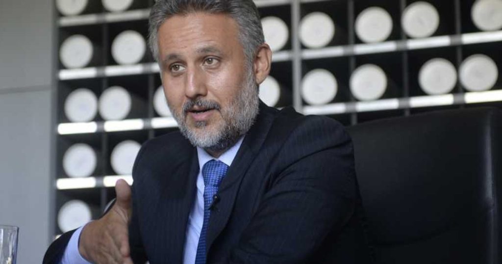 Consilierul prezidențial Marius Lazurca a declarat la CNN că România susține o prezenţă militară americană mai puternică în țara noastră