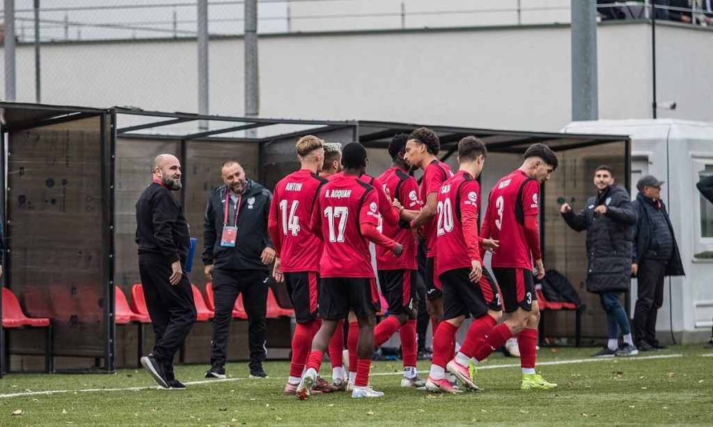 CS Unirea Alba Iulia, a șaptea victorie consecutivă în Liga a III-a. A învins cu 3-0 pe CSU Alba Iulia