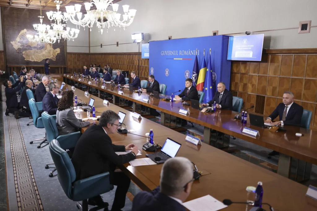 Guvernul a aprobat o masă de protocol pentru 1.000 de persoane, după ce Ilie Bolojan a scos proiectul de pe ordinea de zi a ultimei ședințe a Executivului