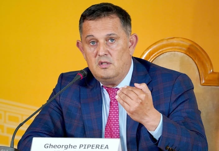Gheorghe Piperea acuză Guvernul că îi induce în eroare pe români cu promisiuni și spune că singura șansă de a mai bloca majorarea imensă a impozitelor pe locuințe este instanța